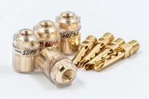 Supra CombiCon M6 Banaanpluggen gold-plated tot 6 mm² schroefmontage per set 4 stuks