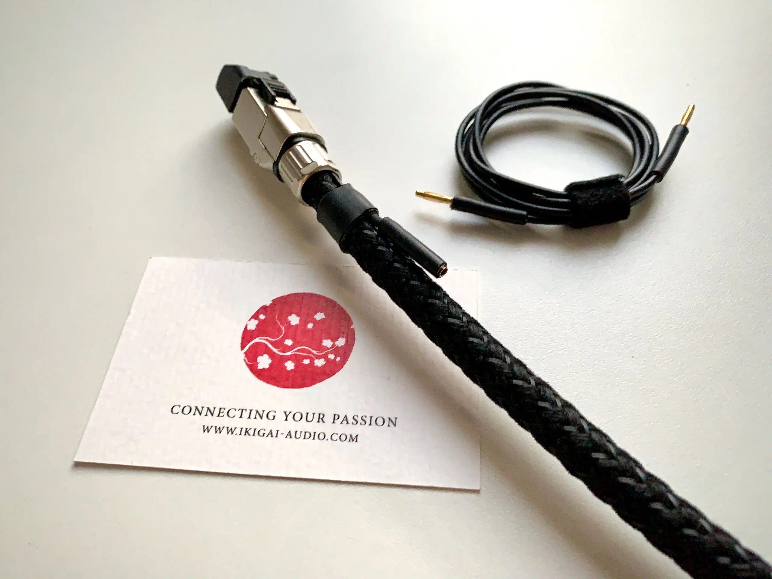 IKIGAI Audio KANGAI 100Mbit ethernetkabel met 4 puur zilveren 5N en 24-karaats gouden monokristal geleiders 4 verschillende EMI/RFI afschermingen en aardingssysteem vanaf 1,0 meter - Afbeelding 5