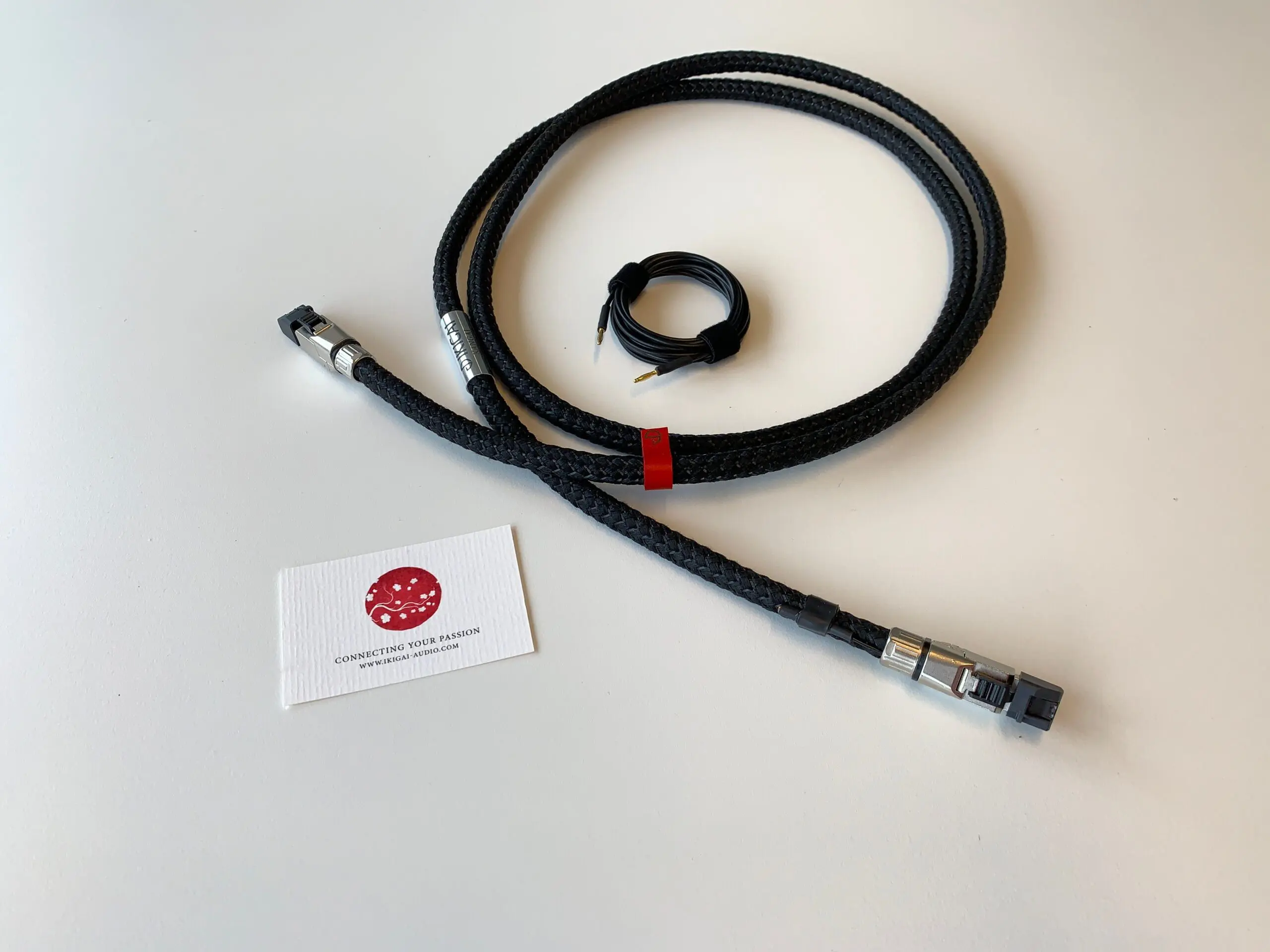 IKIGAI Audio KANGAI 100Mbit ethernetkabel met 4 puur zilveren 5N en 24-karaats gouden monokristal geleiders 4 verschillende EMI/RFI afschermingen en aardingssysteem vanaf 1,0 meter - Afbeelding 6