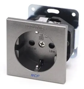 Furutech FT-SDS NCF(R) Rhodium High Performance Schuko Socket per stuk