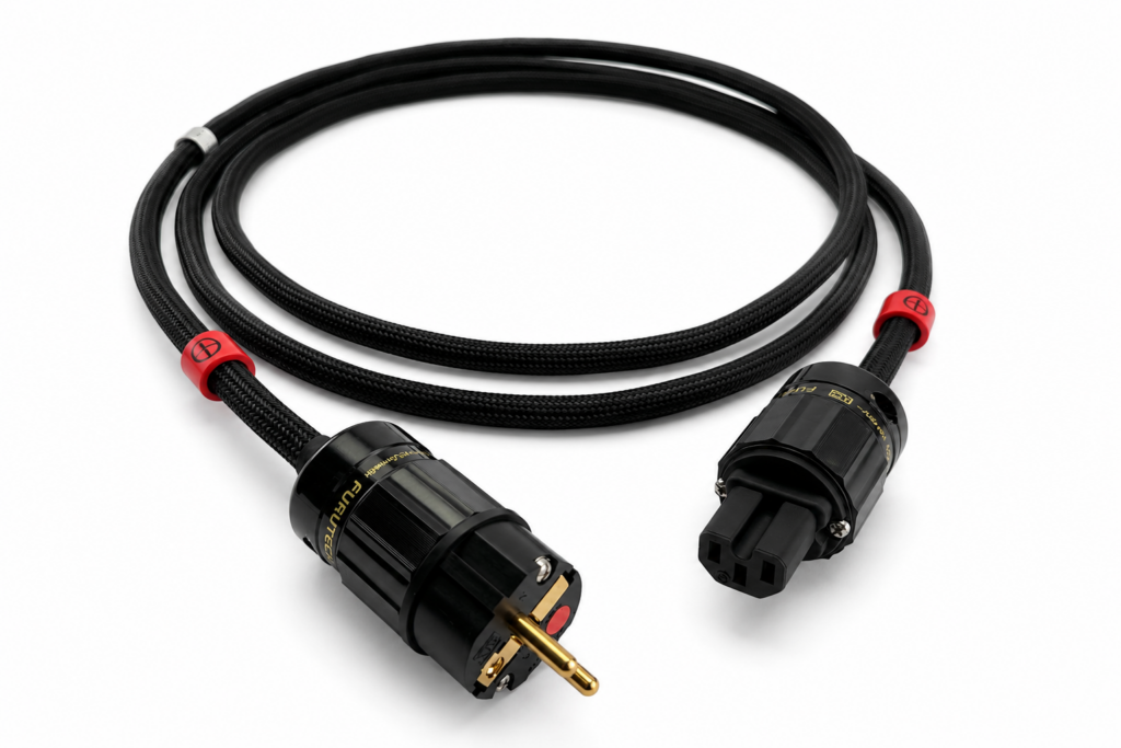 Ikigai Audio Tanoshimi voedingskabel AWG 12 puur koperen geleiders IEC - C15 / C19