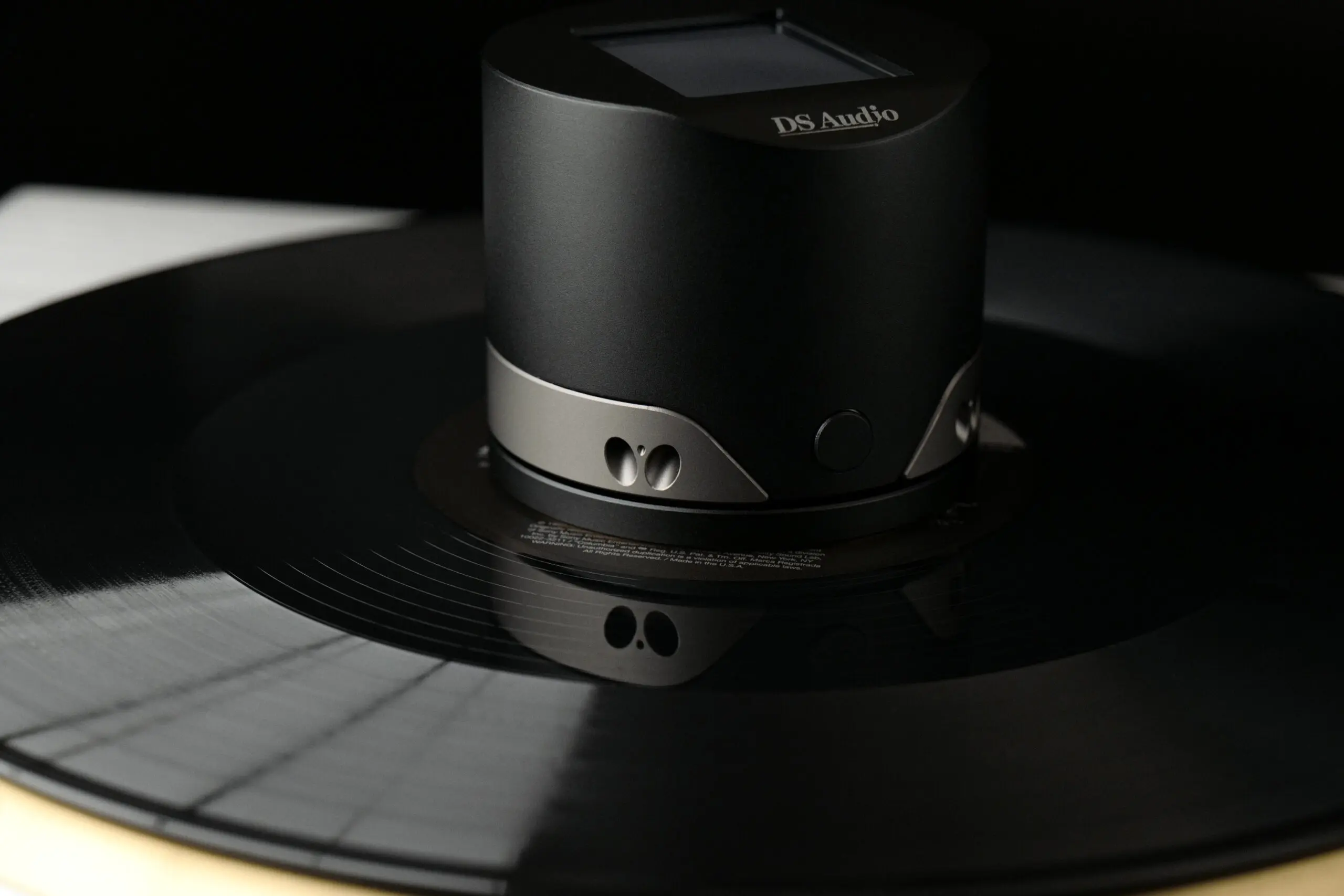 DS Audio ES-002 Core | Platengewicht met optische centreerhulp | Messing | 540 gram - Afbeelding 3