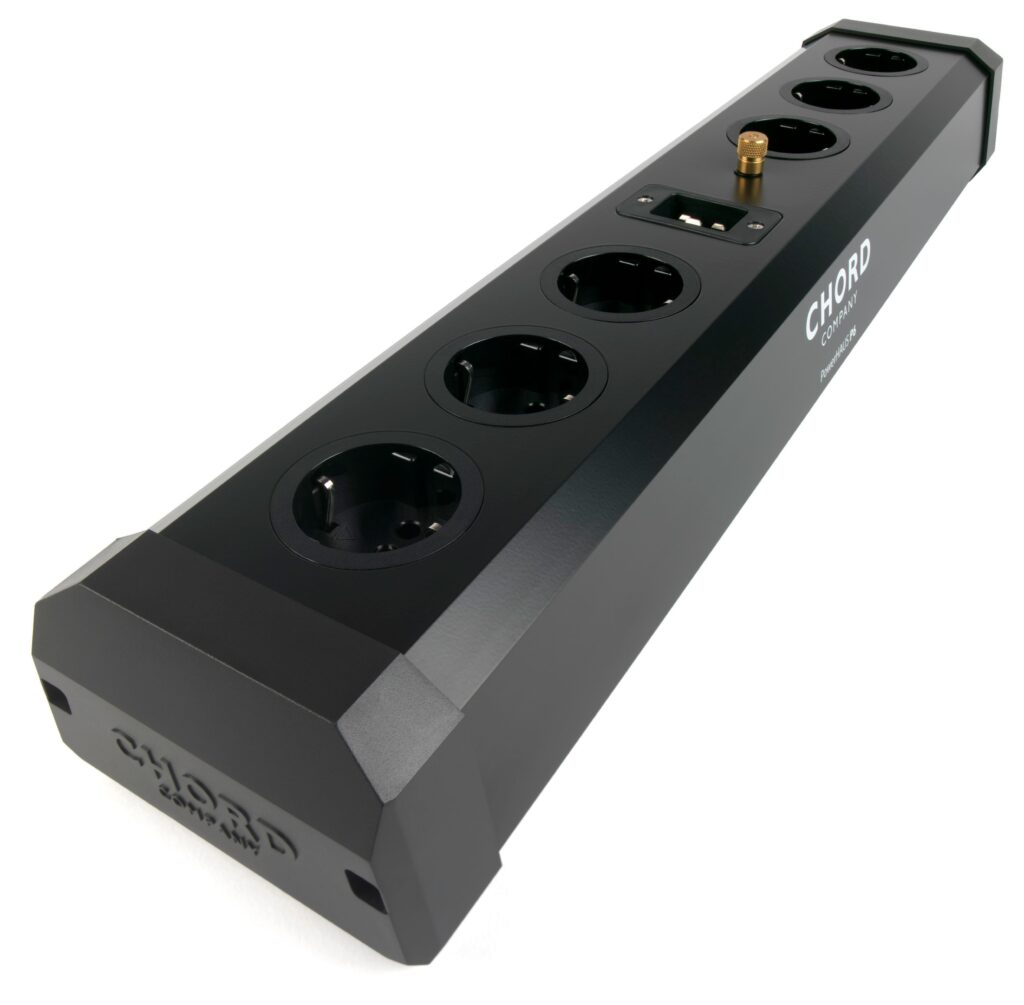 Chord Company PowerHAUS P6 netverdeelblok / stekkerblok 6 x schuko met C19 - 16AMP aansluiting