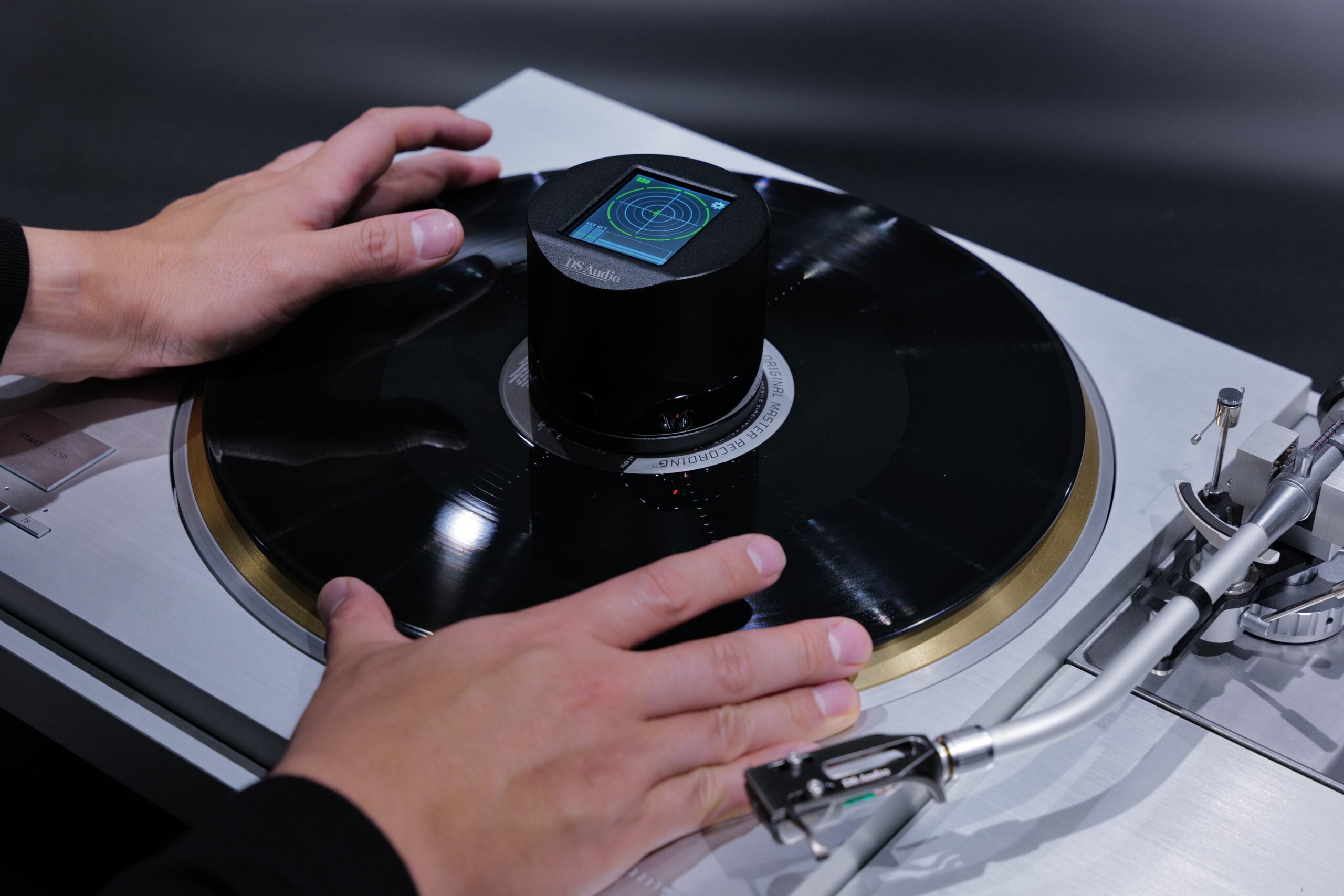 DS Audio ES-002 Reference | Platengewicht met optische centreerhulp | Wolfraam | 640 gram - Afbeelding 4